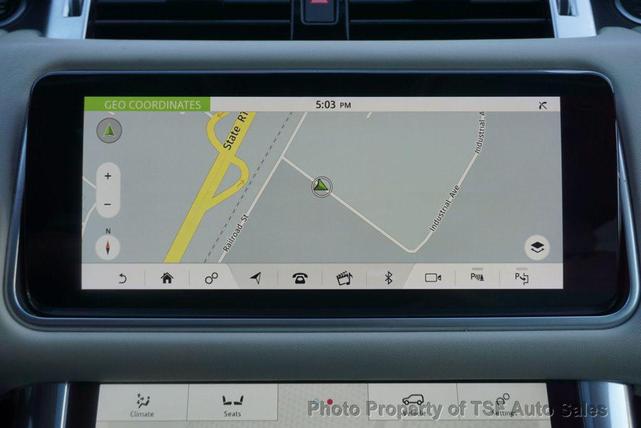 Photo of 2019 Fuji White Land Rover Range Rover Sport