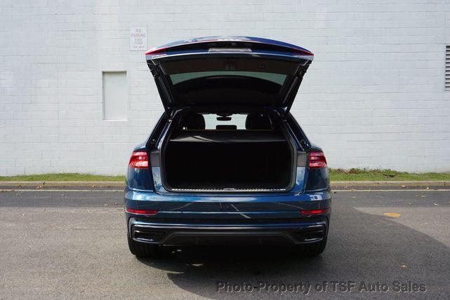 Photo of 2019 Galaxy Blue Metallic Audi Q8