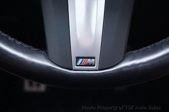 Photo of 2023 Mineral White Metallic BMW X7