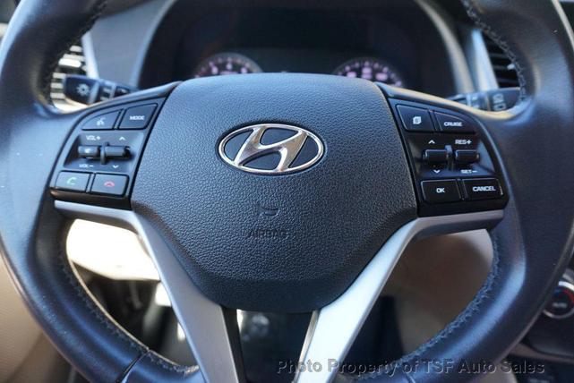 Photo of 2017 Ruby Wine Hyundai TUCSON