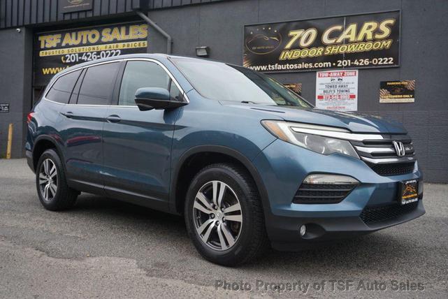 Photo of 2016 Steel Sapphire Metallic Honda Pilot