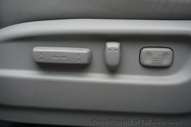 Photo of 2016 Steel Sapphire Metallic Honda Pilot