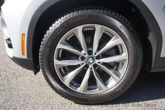 Photo of 2019 Glacier Silver Metallic BMW X3
