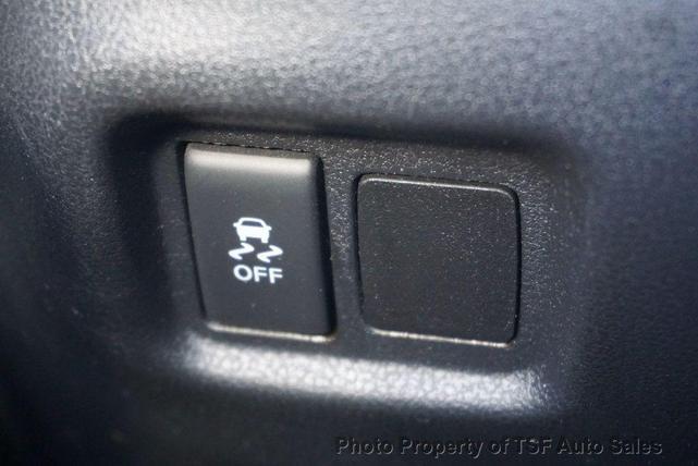 Photo of 2017 Brilliant Silver Nissan Versa