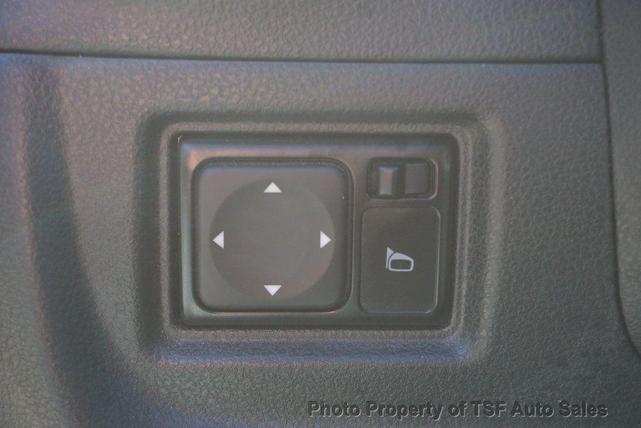 Photo of 2017 Brilliant Silver Nissan Versa