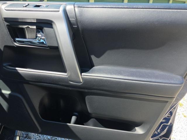 Photo of 2020 Nautical Blue Metallic Toyota 4Runner