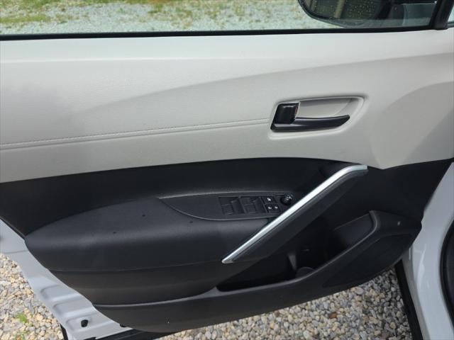 Photo of 2023 Wind Chill Pearl Toyota Corolla Cross