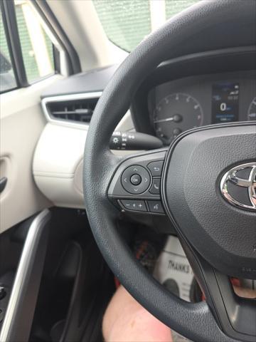 Photo of 2023 Wind Chill Pearl Toyota Corolla Cross