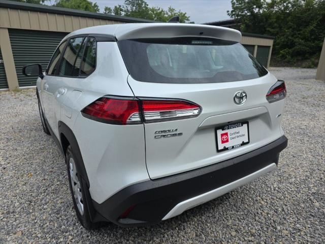 Photo of 2023 Wind Chill Pearl Toyota Corolla Cross