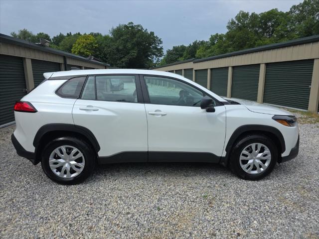 Photo of 2023 Wind Chill Pearl Toyota Corolla Cross