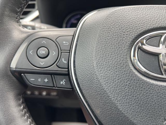 Photo of 2022 Silver Sky Metallic/Midnight Black Metallic Toyota RAV4 Hybrid