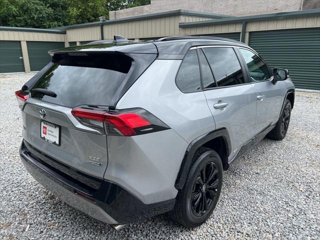 Photo of 2022 Silver Sky Metallic/Midnight Black Metallic Toyota RAV4 Hybrid