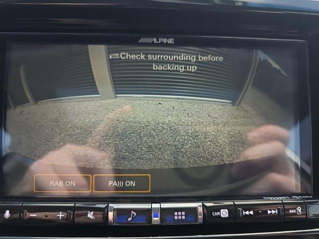 Photo of 2018 Ice Silver Metallic Subaru Outback