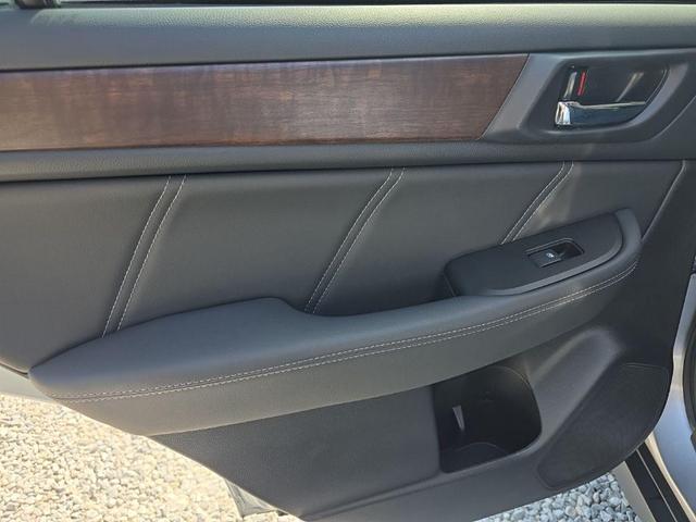 Photo of 2018 Ice Silver Metallic Subaru Outback