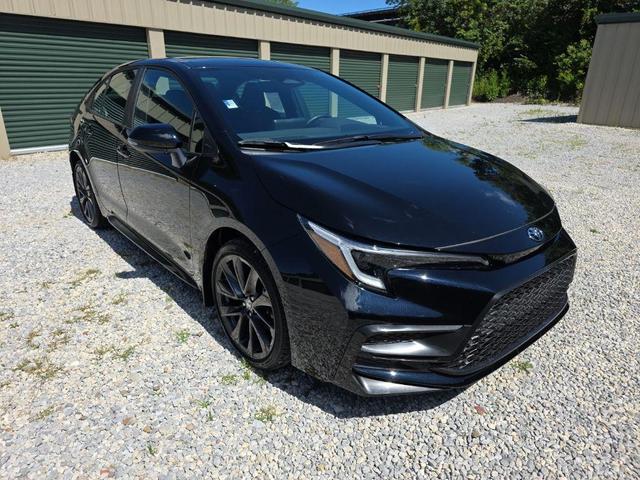 Photo of 2023 Midnight Black Metallic Toyota Corolla