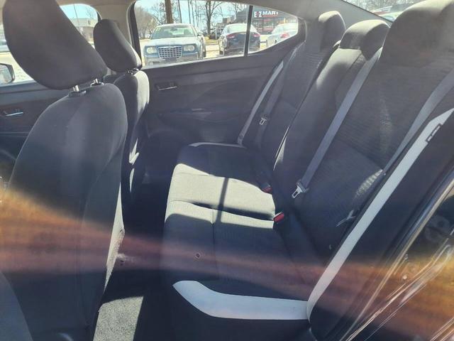 Photo of 2021 Black Nissan Versa