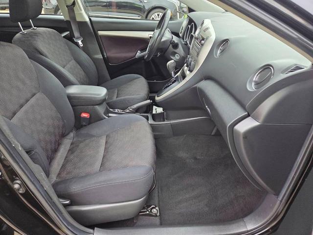 Photo of 2009 Black Pontiac Vibe
