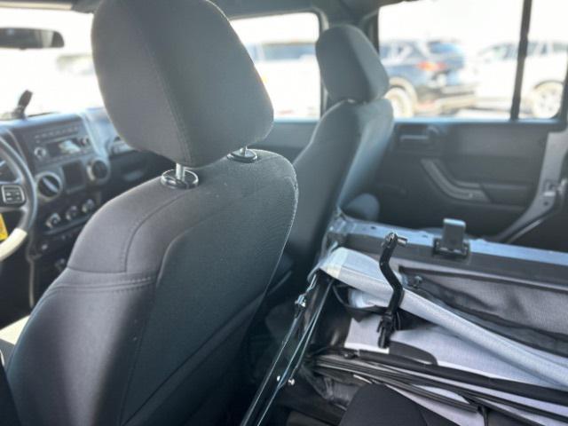 Photo of 2016 Billet Silver Metallic Clearcoat Jeep Wrangler Unlimited
