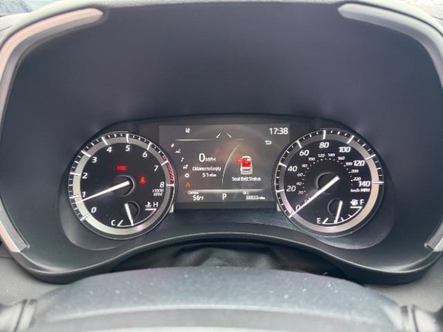 Photo of 2022 Pearl Toyota Highlander