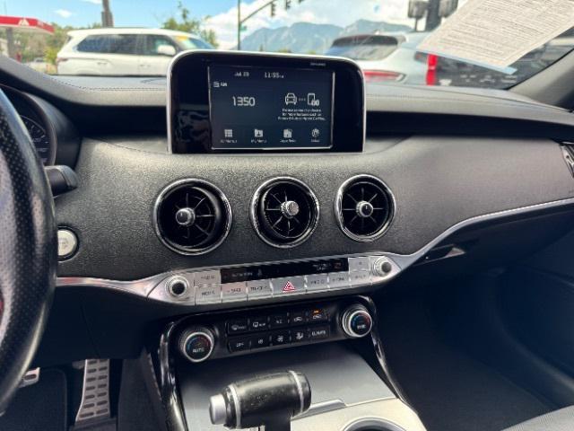 Photo of 2020 HiChroma Red Kia Stinger