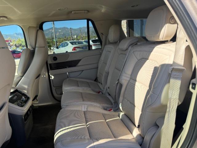 Photo of 2018 Mocha Lincoln Navigator