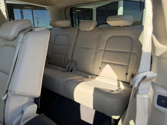 Photo of 2018 Mocha Lincoln Navigator