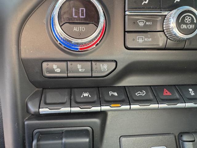 Photo of 2022 Onyx Black GMC Sierra 1500