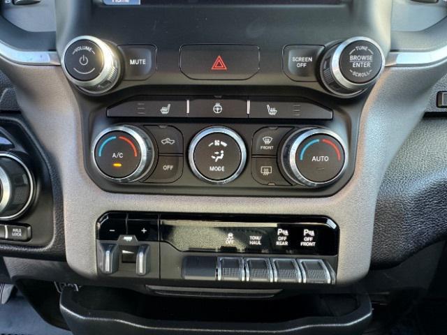 Photo of 2022 Bright White Clearcoat RAM 1500