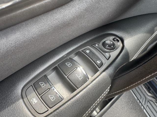 Photo of 2020 Hermosa Blue Pearl Nissan Armada