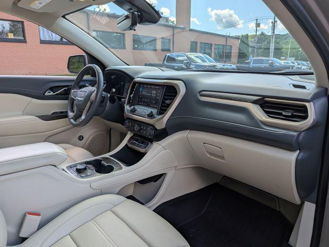 Photo of 2022 Light Stone Metallic GMC Acadia