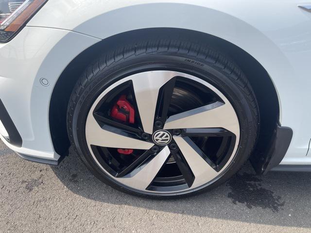 Photo of 2018  Volkswagen Golf GTI