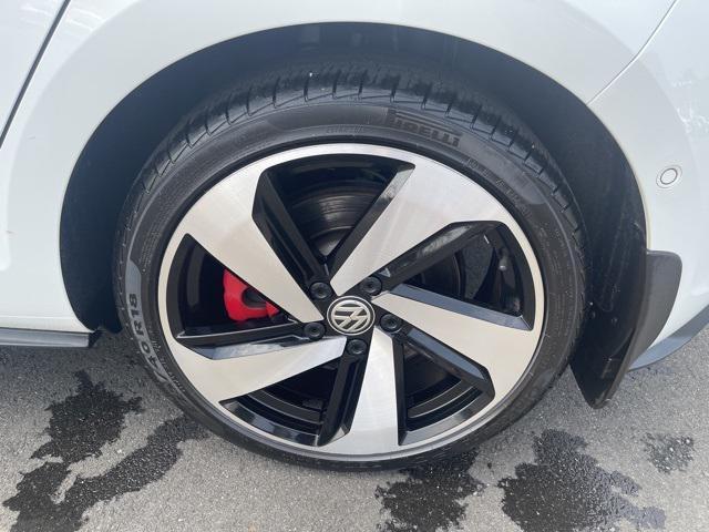 Photo of 2018  Volkswagen Golf GTI