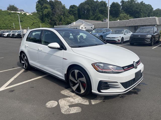 Photo of 2018  Volkswagen Golf GTI