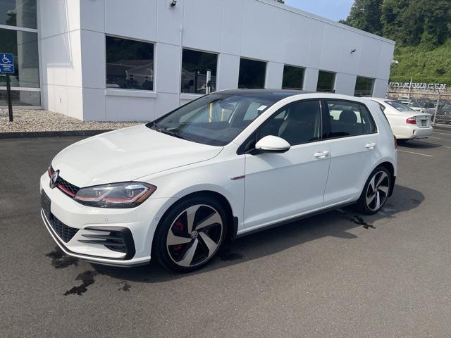Photo of 2018  Volkswagen Golf GTI