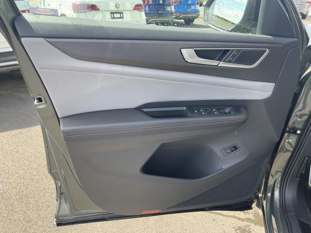 Photo of 2025 Avocado Green Pearl Volkswagen Atlas