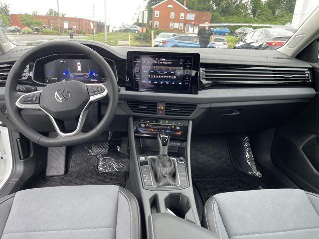 Photo of 2025 Opal White Pearl Volkswagen Jetta