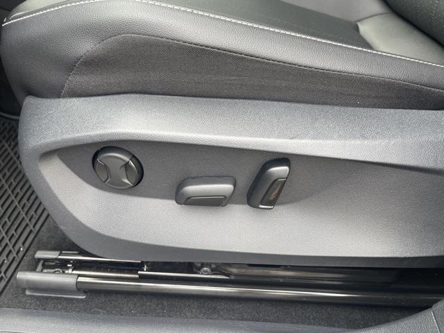 Photo of 2022 Pyrite Silver Metallic Volkswagen Tiguan
