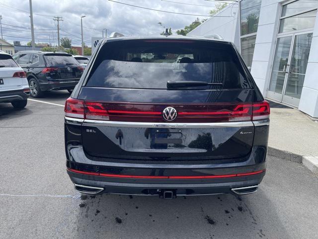 Photo of 2024 Deep Black Volkswagen Atlas