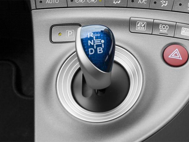 Photo of 2013 Pearl Toyota Prius