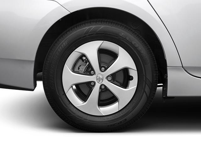 Photo of 2013 Pearl Toyota Prius