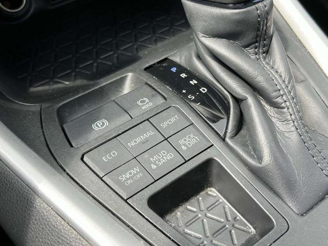Photo of 2022 Gray Toyota RAV4