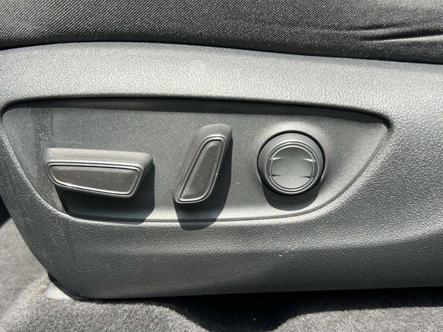 Photo of 2022 Gray Toyota RAV4