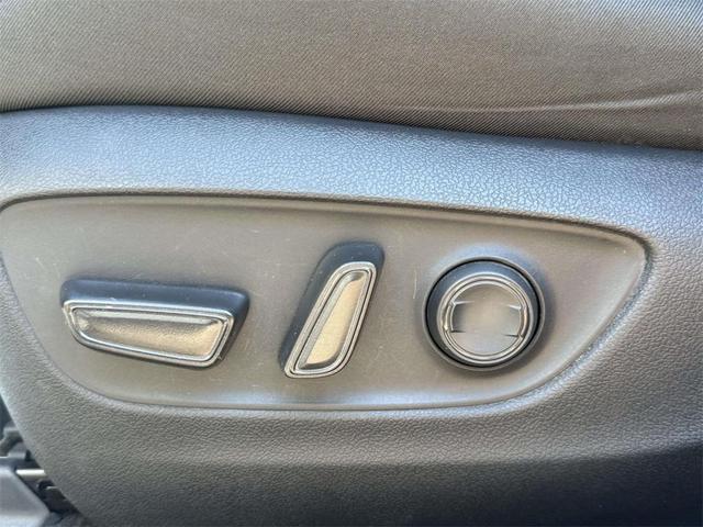 Photo of 2022 Silver Sky Metallic Toyota RAV4