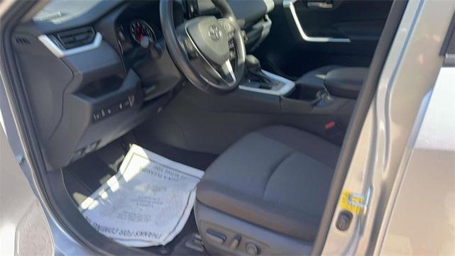 Photo of 2022 Silver Sky Metallic Toyota RAV4