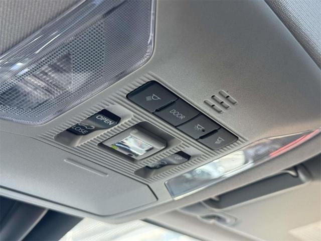Photo of 2022 Silver Sky Metallic Toyota RAV4
