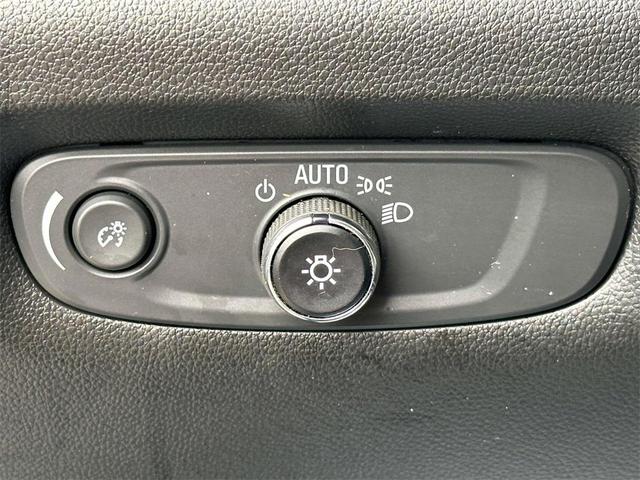 Photo of 2023 Sterling Gray Metallic Chevrolet Traverse