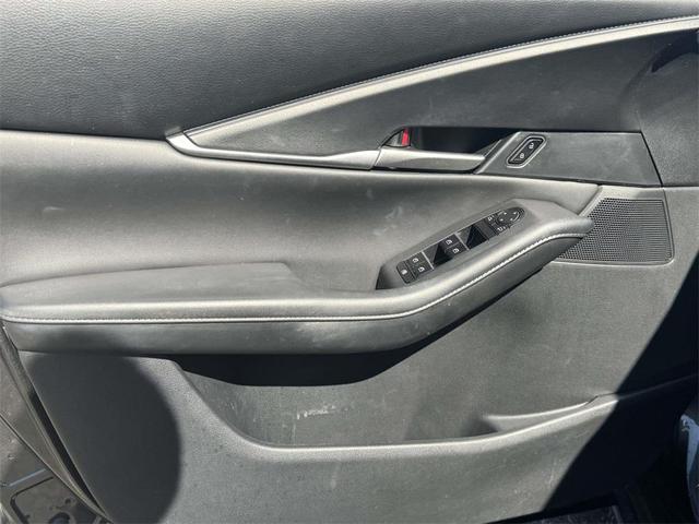 Photo of 2023 Machine Gray Metallic Mazda CX-30