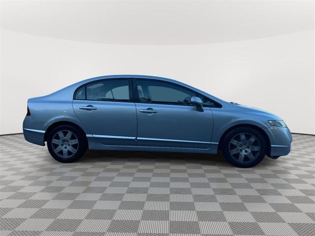 Photo of 2009 Alabaster Silver Metallic Honda Civic