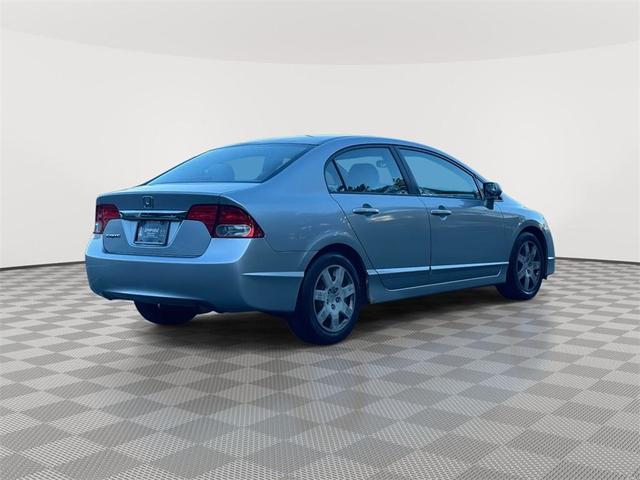 Photo of 2009 Alabaster Silver Metallic Honda Civic