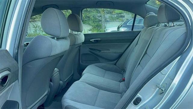 Photo of 2009 Alabaster Silver Metallic Honda Civic